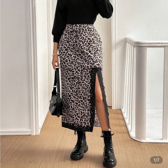 Dresses & Skirts - Leopard Print Maxi Skirt with Black Trim